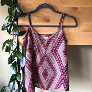 Patterned tank top.